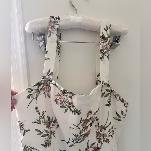 Floral Romper - Picture 5 of 7